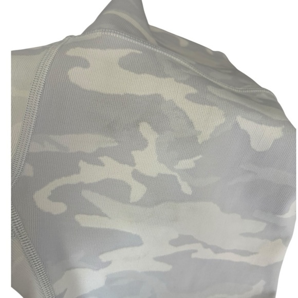 Lululemon Wunder Under Short 10"‎ *Ribbed Camo Jacquard Alpine White Starlight - Picture 16 of 16